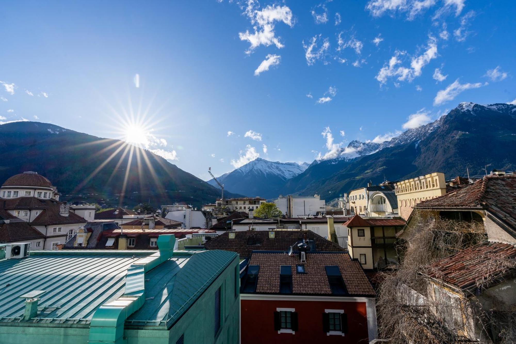 Ausblick Kleinjuwel Mit Panoramablick + Garage Lägenhet Merano Exteriör bild