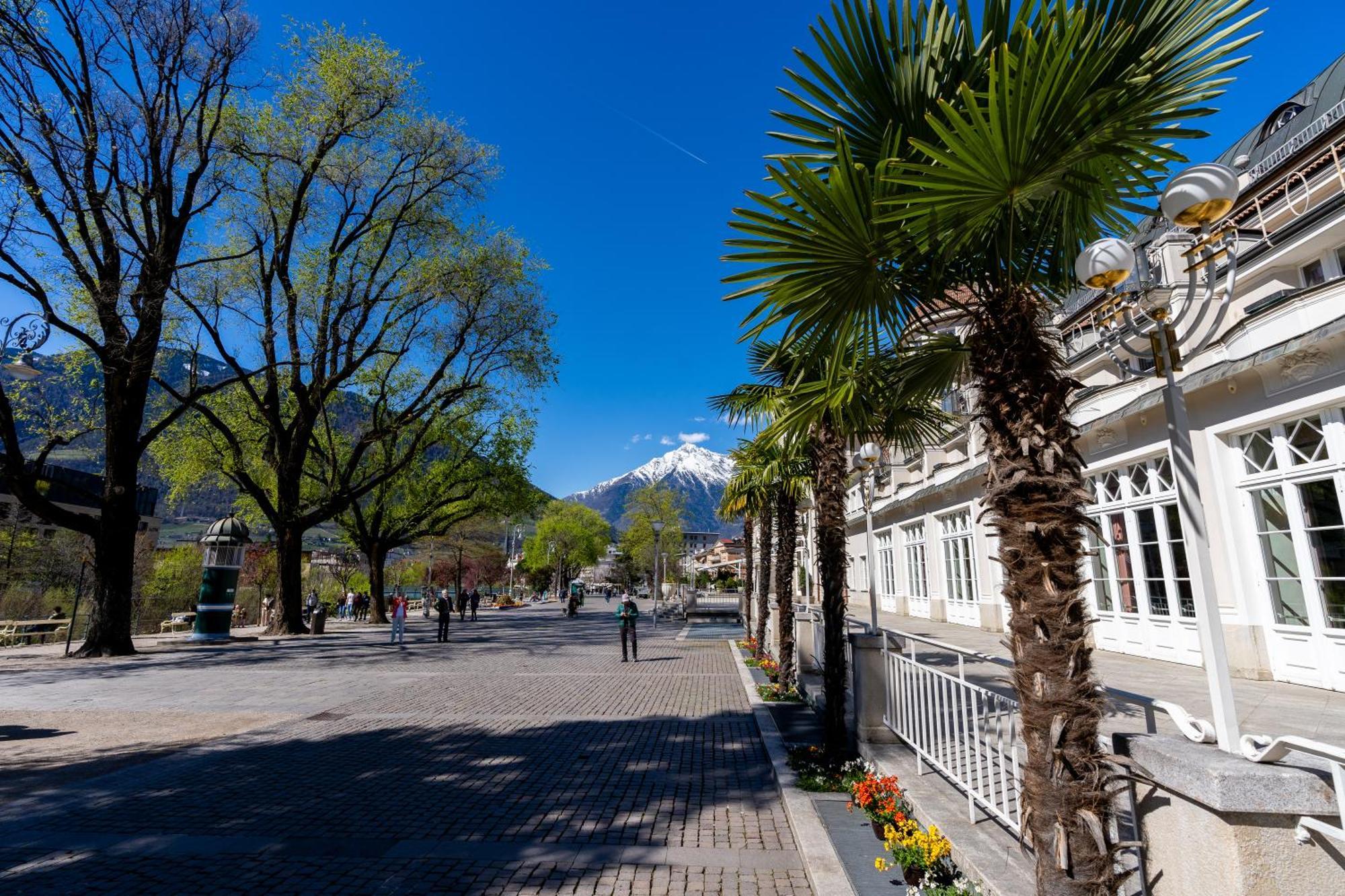 Ausblick Kleinjuwel Mit Panoramablick + Garage Lägenhet Merano Exteriör bild